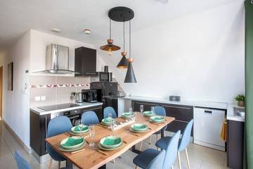 Gîte pour 7 personnes, avec jacuzzi ainsi que balcon et sauna à Muntzenheim