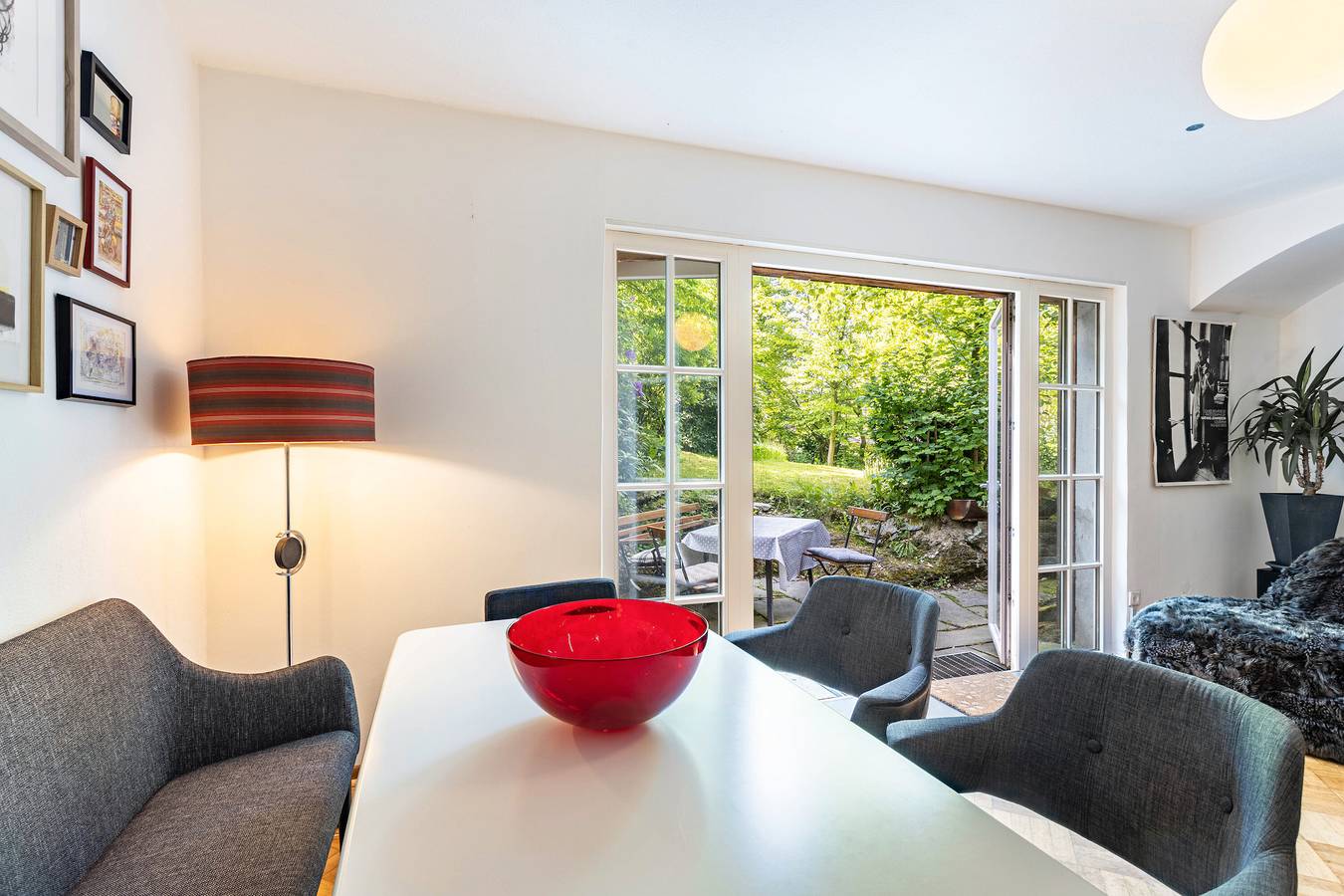 Ganze Wohnung, Ferienwohnung 'Anno 1960' mit Bergblick, privater Terrasse und Wi-Fi in Bestwig, Hochsauerlandkreis