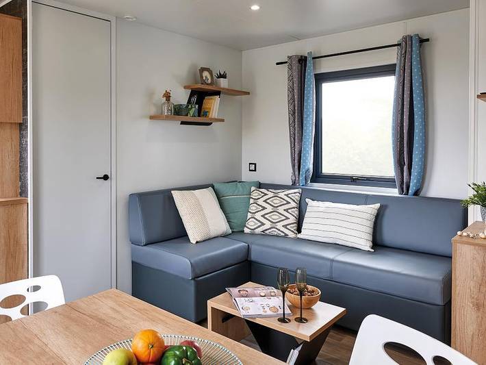Flower Camping de l'Olivigne - Mobilheim 6 personen - Mobilheim Premium 32 m² 3 Zimmer + Terrasse 21m² + Tv + Lv + Klimaanlage + Plancha 6 Pers. in Bize-Minervois, Mittelmeerküste (Frankreich)