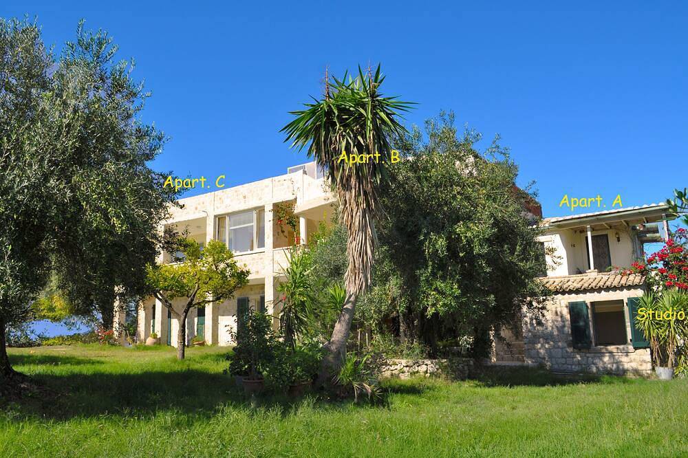 Ganze Wohnung, Appartements in Ferienhaus Lemoni in Pelekas auf Korfu in Pelekas, Korfu