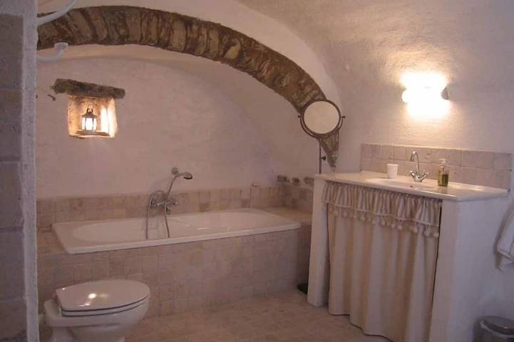 Location de vacances pour 2 personnes, avec terrasse, animaux acceptés à Apricale - 4