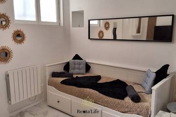 Appartement De Vacances pour 2 Personnes dans Issy-les-Moulineaux, Hauts-de-Seine, Photo 1