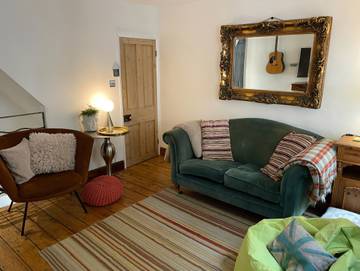 Vacation Rental for 4 Guests in Hastings, High Weald, Picture 1