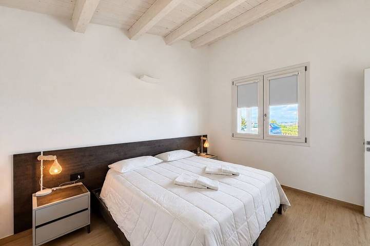 Bellissima villa per 2 persone con A/C, piscina, WIFI, TV, patio e vista panoramica in Mazzarino, Provincia di Caltanissetta