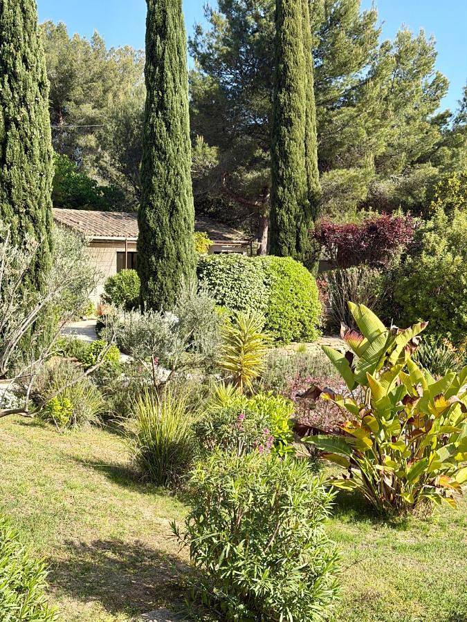 Chambres et tables d'hôtes , spa et séjour bien être , Le Clos de la Chèvre Sud in La Cadière-d'Azur, Côte méditerranéenne (France)