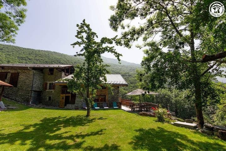 Gîte pour 4 personnes, avec jardin à Saint-Michel-de-Maurienne - 2