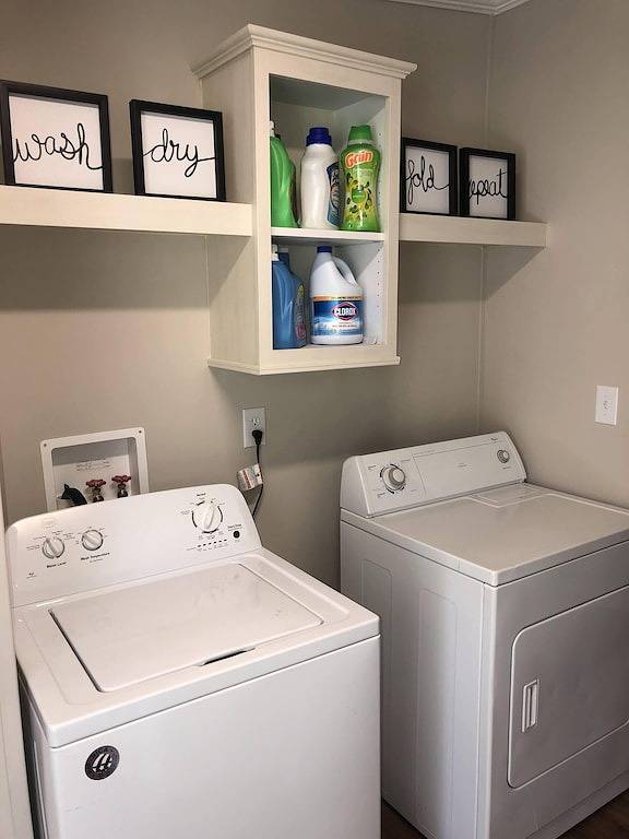 Yes! Westside Home Away From Home-Relax in Privacy-Best Shower Ever & Gas Grill in Jacksonville, Duval County