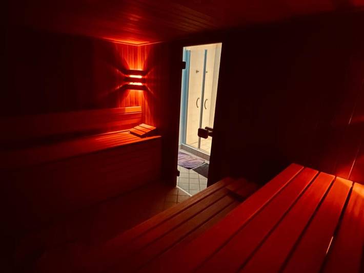 Chambre d’hôte pour 2 personnes, avec sauna et jardin ainsi que piscine et jacuzzi dans l' Ariège - 3