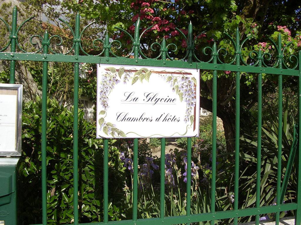 La Glycine - Chambre Eglantine in Thairé, Région de Rochefort