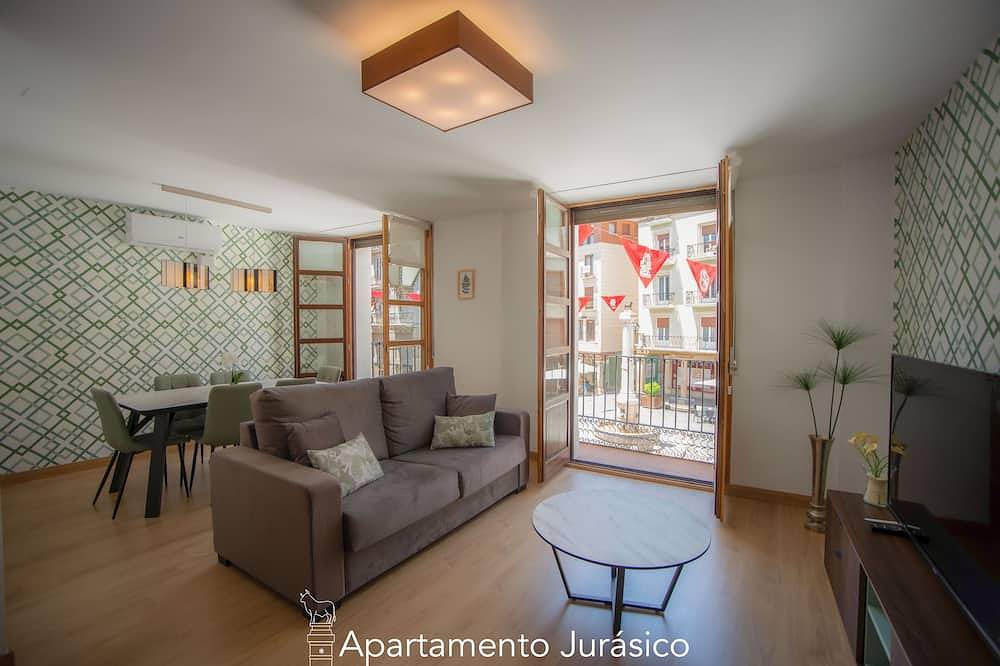 Entire apartment, Apartment-Jurásico-Deluxe-Ensuite with Shower-Balcony in Teruel, Teruel Region