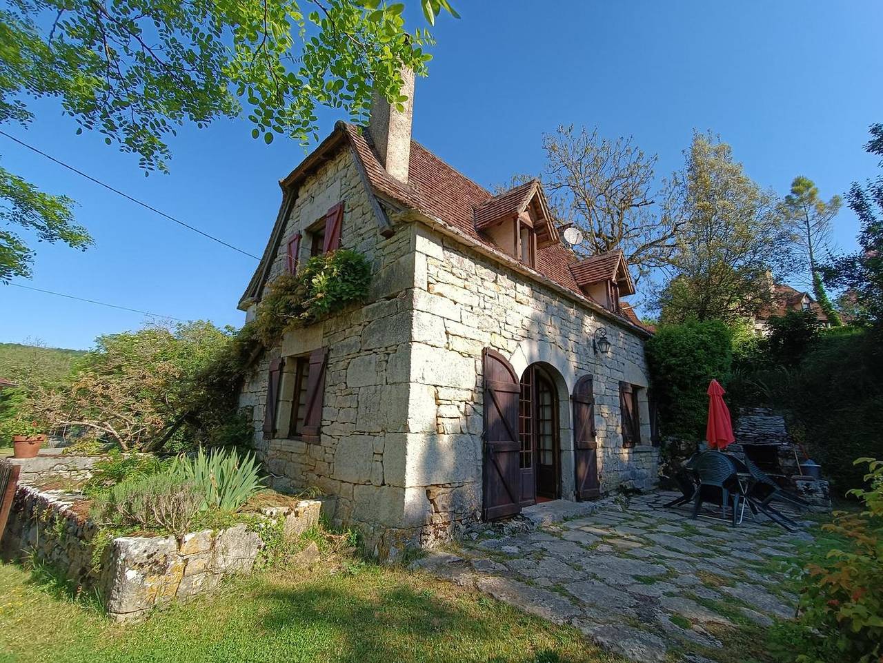 46G10726 in Brengues, Macizo Central
