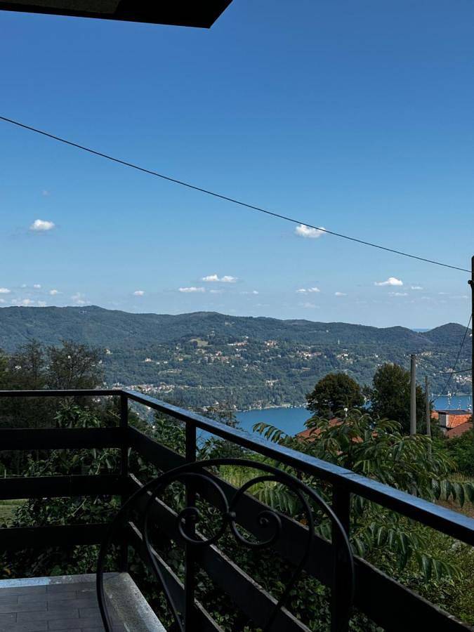 Villa per 5 persone, con Balcone e Terrazza nonché Giardino e Panorama sul Lago d'Orta