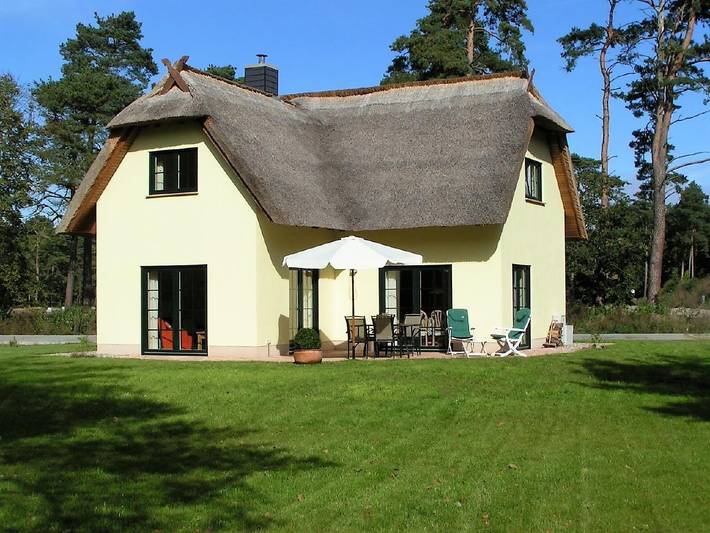 Ferienhaus mit Meerblick für 6 Personen, mit Garten und Terrasse im Stettiner Haff