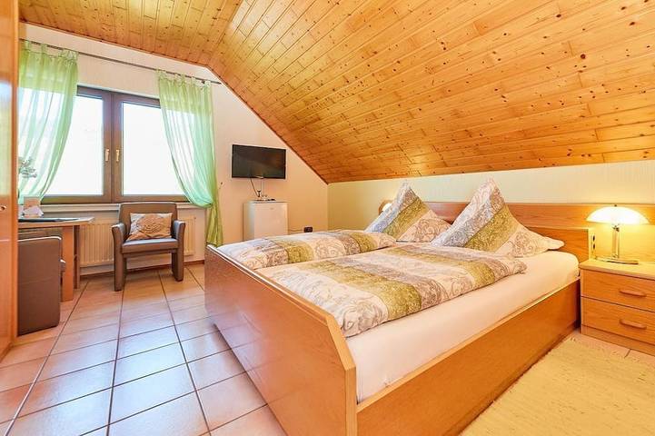 Ferienwohnung für 2 Personen, mit Garten in Wolf - 3