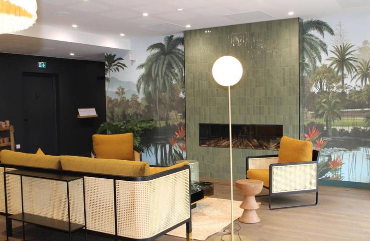 Appart’hôtel pour 2 personnes, avec piscine ainsi que jardin et vue, animaux acceptés