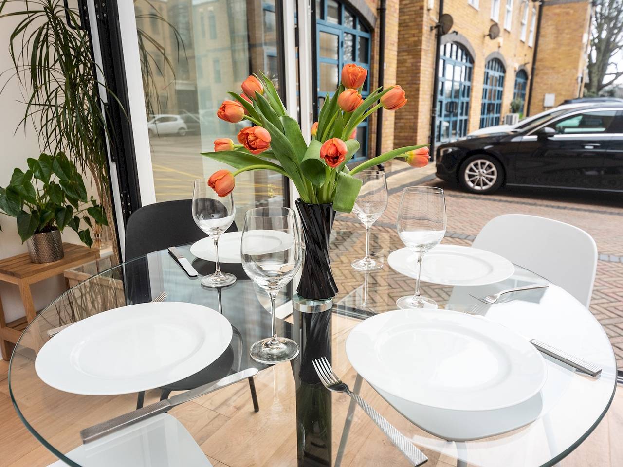 Entire apartment, Modern Luxury 1 Bedroom Spacious Flat - Pass the Keys in Wandsworth, London