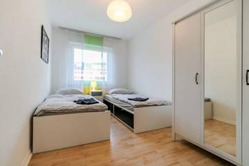 Apartment for 4 People in Cologne, Rhineland, Photo 2