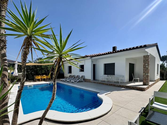 Villa pour 8 personnes, avec Terrasse et Jardin à L'Escala