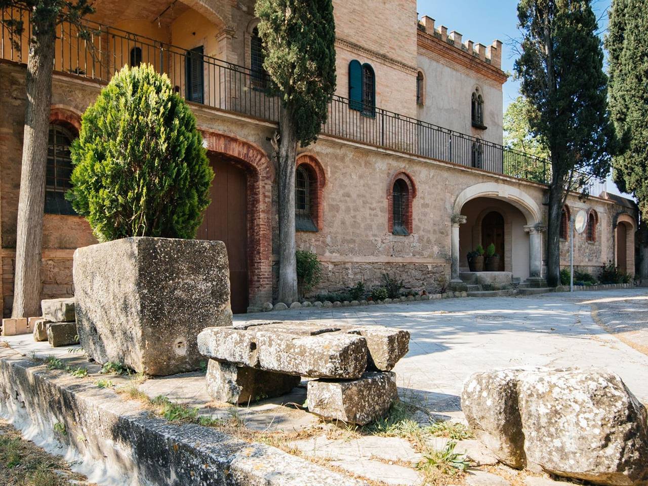 Cottage in Castellnou met boswandelingen in Castellnou de Bages, Pla de Bages DO