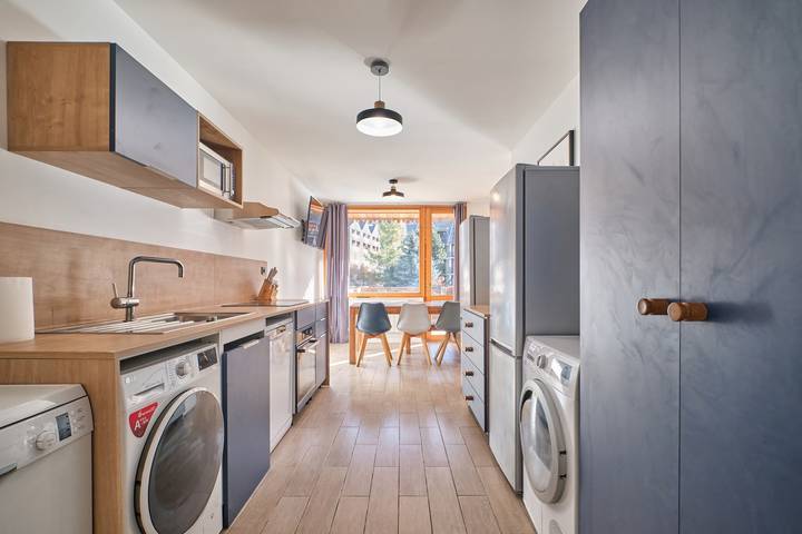 Geheel appartement, Appartement 'Marmotte 10 -103' met uitzicht op de bergen en privéterras in Mont-de-Lans, Les Deux Alpes