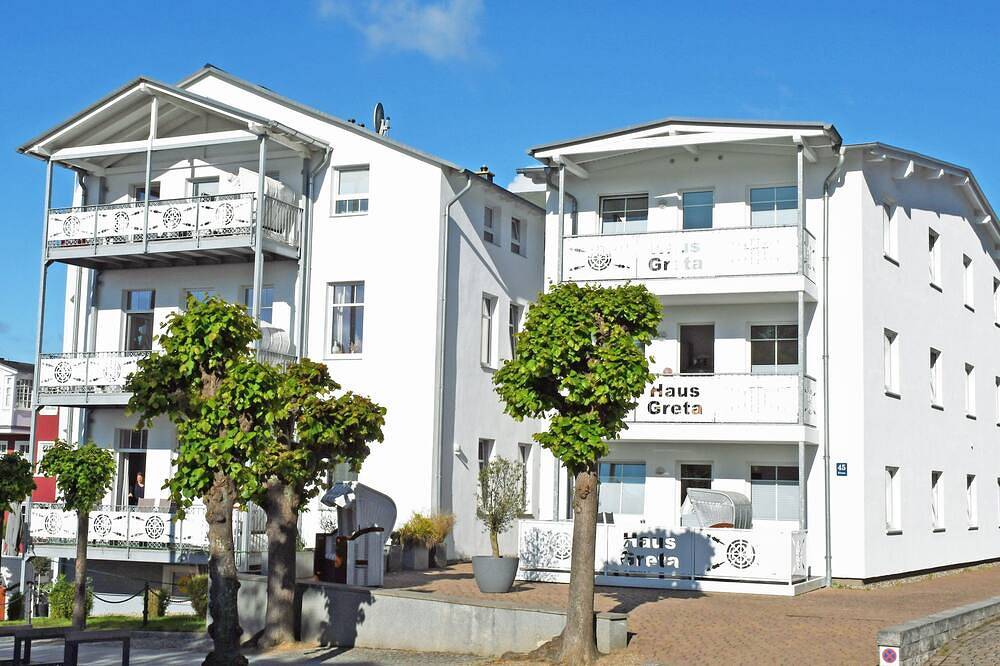 Geheel appartement, 04 Ferienwohnung Greta mit Balkon - Appartementhaus Greta im Ostseebad in Sellin, Rügen