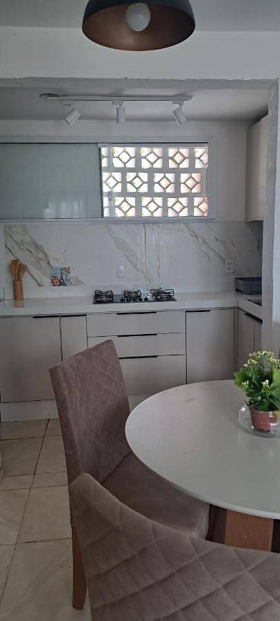 Casas e apartamentos de temporada para 2 pessoas, com balcão em Capivari