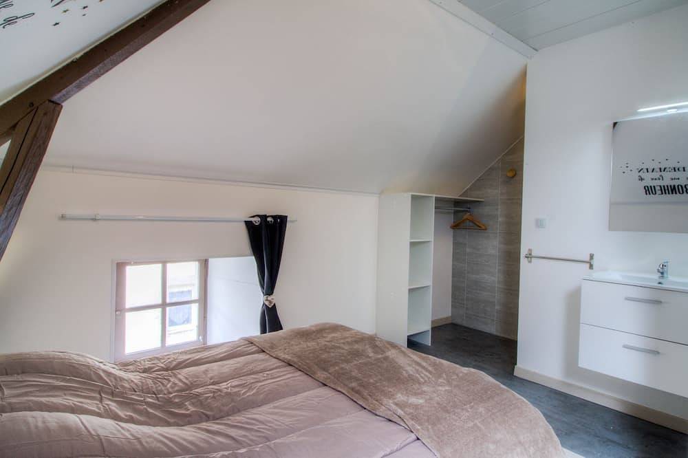 Apartamento entero, Studio le Zéphyr 2 persons 6kms from the puy du fou park in Mallièvre, Región de La Roche-sur-Yon