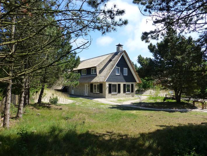 Vakantiehuis voor 9 personen, met sauna en tuin in Ballum