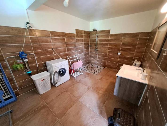 Gîte pour 3 personnes, avec vue et jardin à Le Marigot - 3