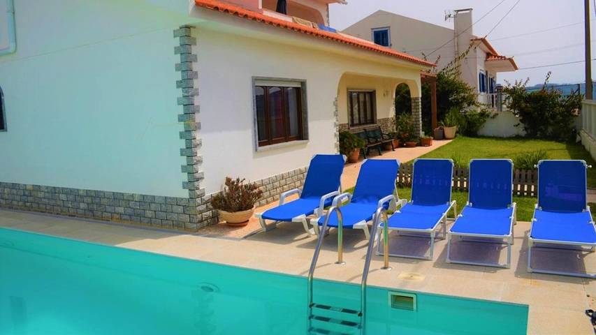 Casa de férias para 9 pessoas, com Varanda e Terraço e ainda Jardim and Piscina em Encarnação