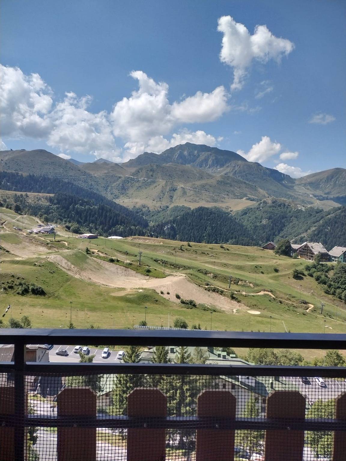 Ganze Wohnung, Ferienwohnung 'Bilocale 200mt Dagli Impianti' in Pistennähe mit Privatem Balkon in Prato Nevoso, Artesina