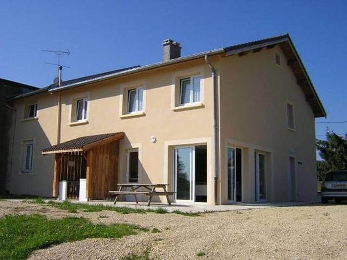 Gîte pour 4 personnes, avec Terrasse à Moirey-Flabas-Crépion