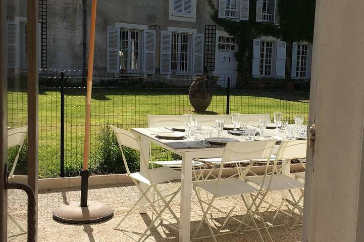 Location de vacances pour 8 personnes, avec terrasse à Arnouville-lès-Mantes