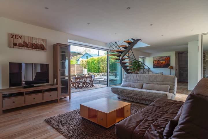 Location de vacances pour 8 personnes, avec jardin et terrasse à Quistinic - 2