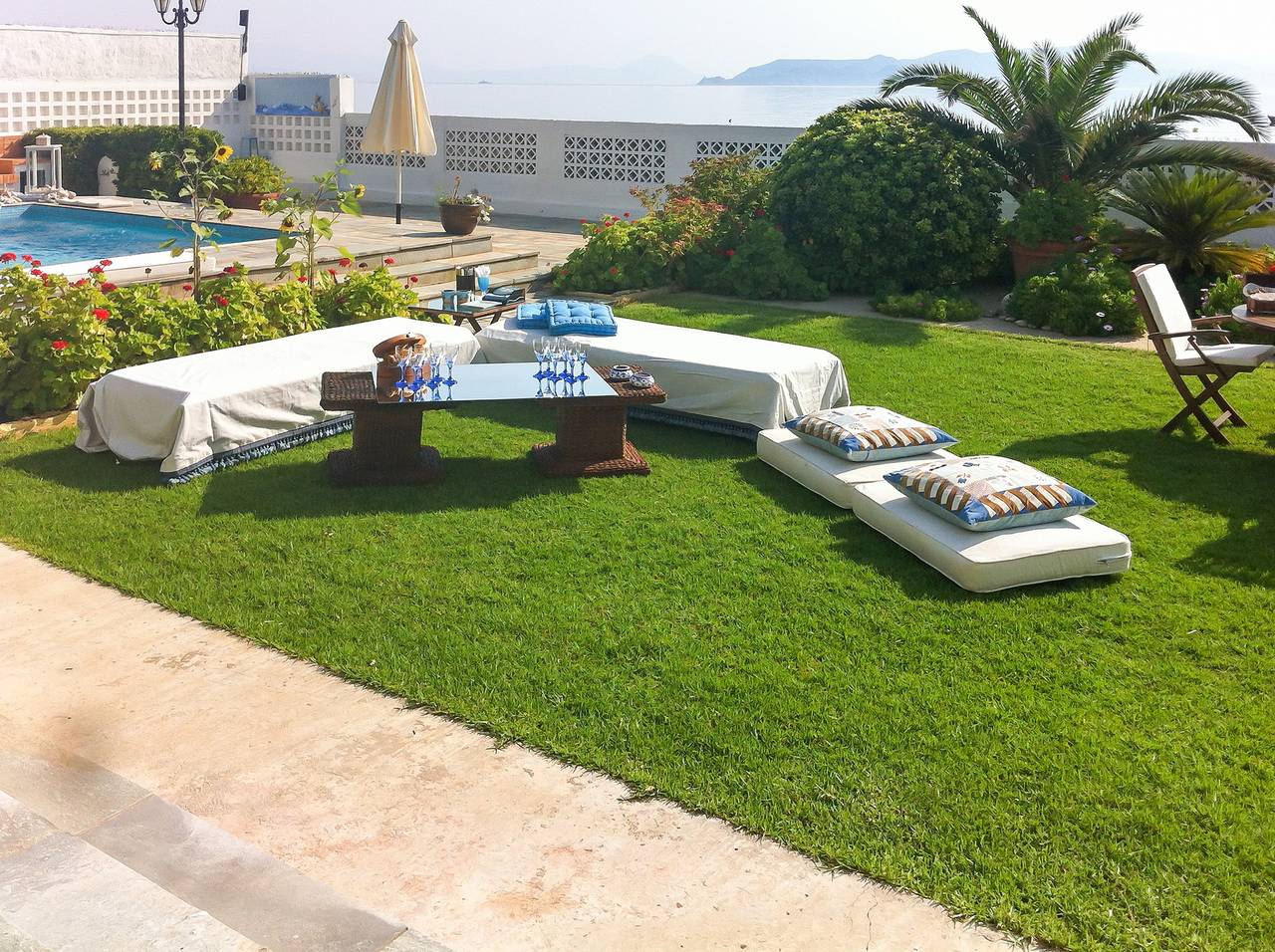 Elegante Villa mit Meerblick in Nerantza, privatem Pool in Nerantza, Korinthia
