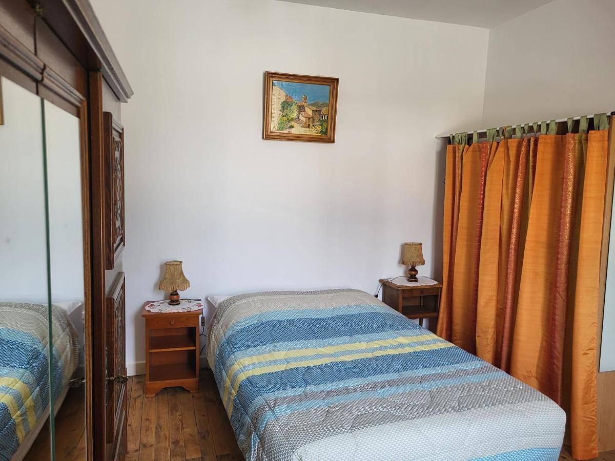 Appartement entier, Les Bleuets in Lapalisse, Région de Vichy
