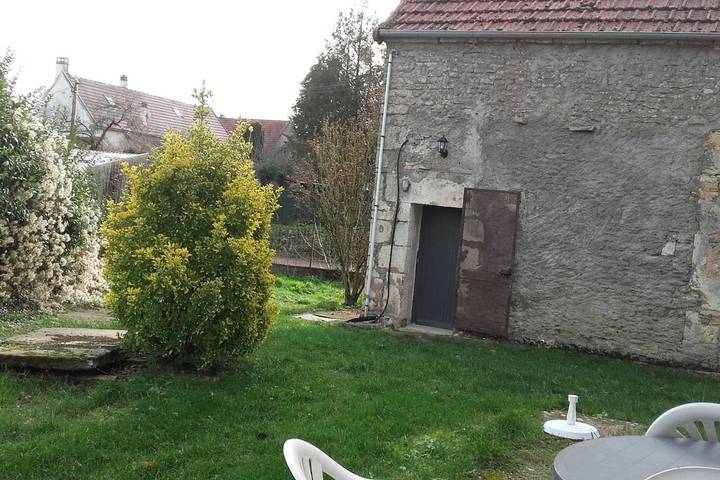 Location de vacances pour 2 personnes, avec jardin, animaux acceptés à Andryes - 2