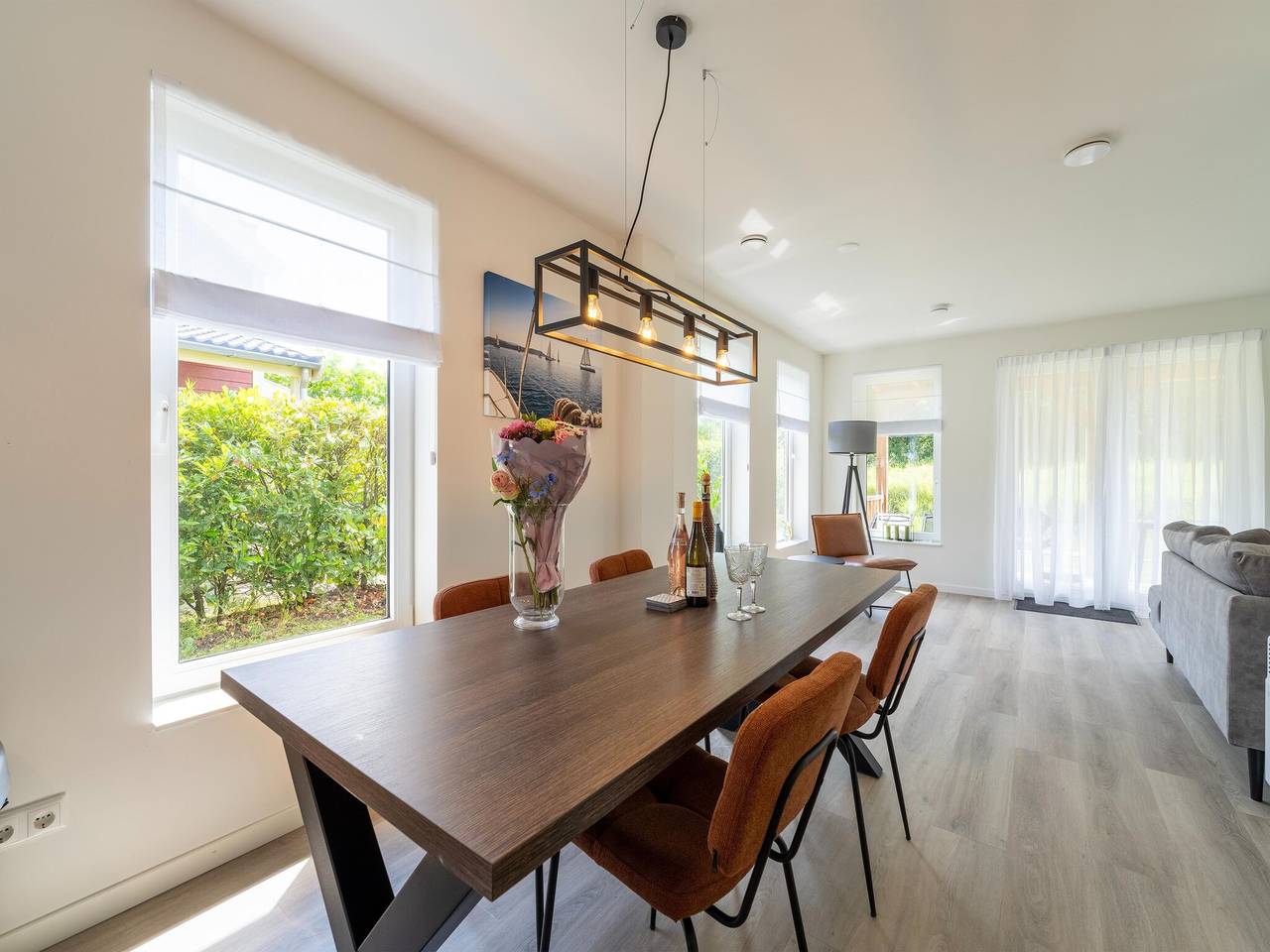 Waterside Retreat Sauna, Tuin en Vissteiger in Bernisse, Nederlandse Noordzeekust