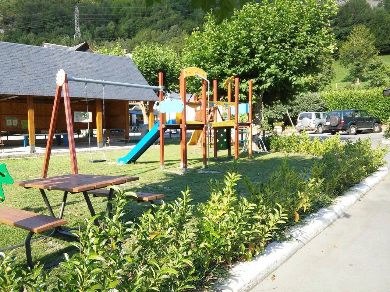 Camping Prado Verde in Vilamós, Pirineo Catalan