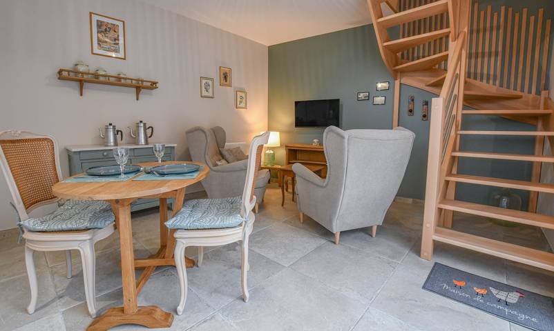 Gîte pour 2 personnes, avec Terrasse ainsi que Jardin et Vue dans Balnot-sur-Laignes