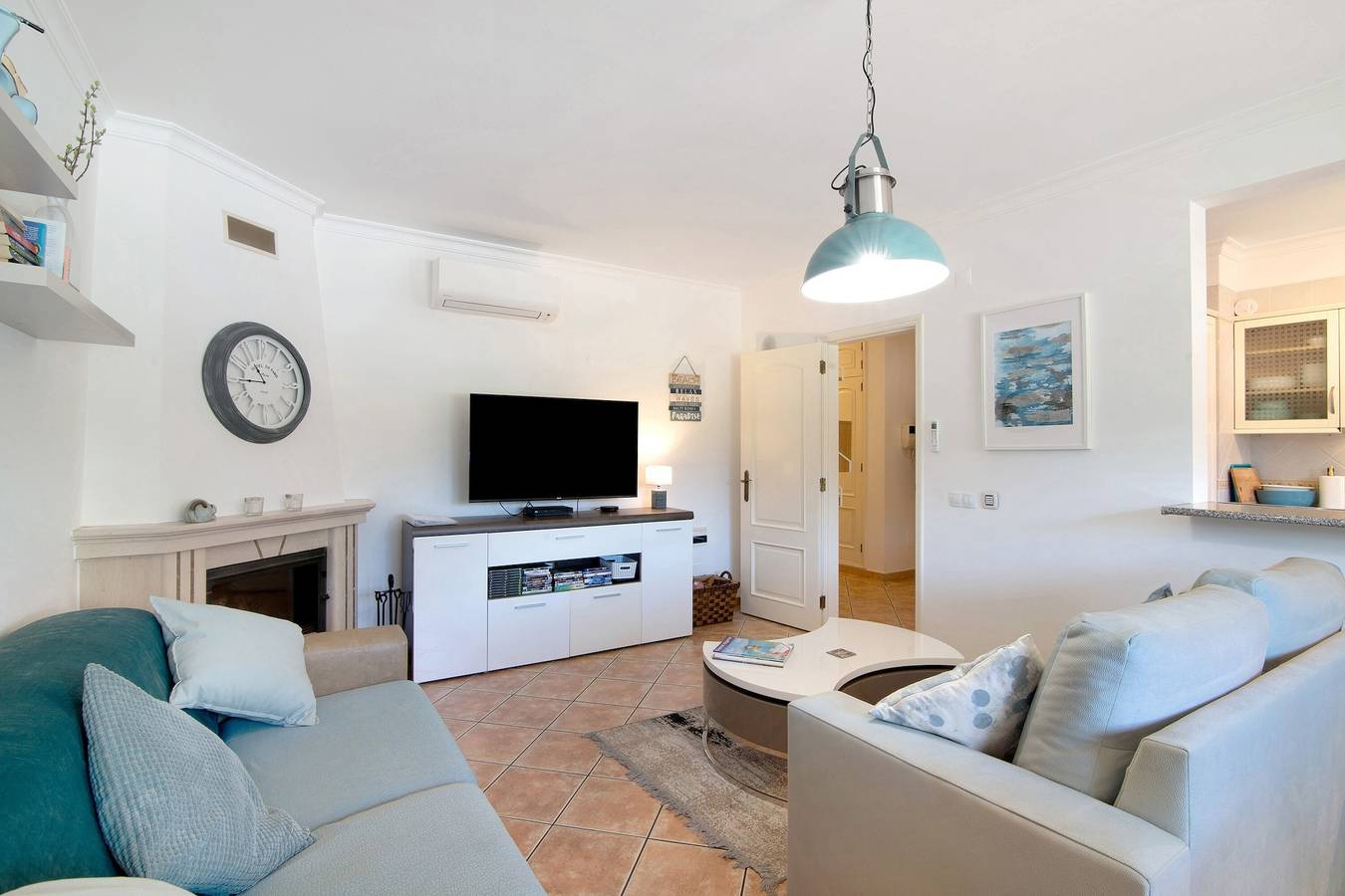 Apartamento inteiro, Apartamento 'Sunset' com Piscina Partilhada, Wi-Fi e Ar Condicionado in Almancil, Ria Formosa