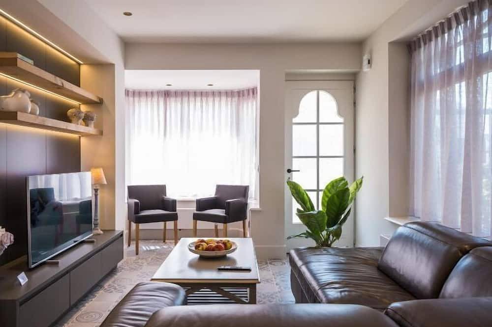 Casa Cottage - Komplett renoviertes Ferienhaus am Meer, für 12 Gäste. in Middelkerke, Belgische Küste