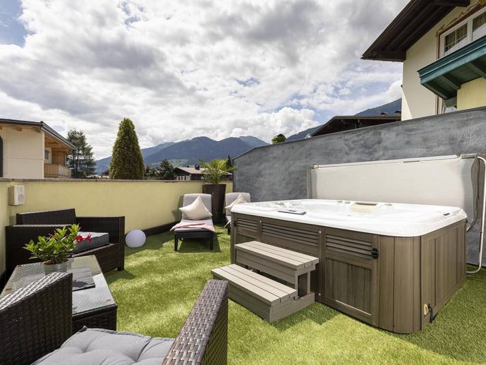 Hütte für 4 Personen, mit Garten und Terrasse sowie Sauna und Whirlpool in Fügen - 4