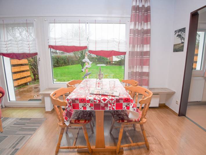 Ferienhaus für 4 Personen, mit Terrasse und Garten in Norddeich - 4