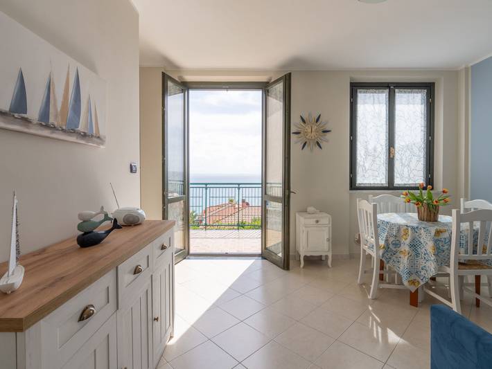 Ferienwohnung für 4 Personen, mit Balkon und Garten in Cipressa - 3