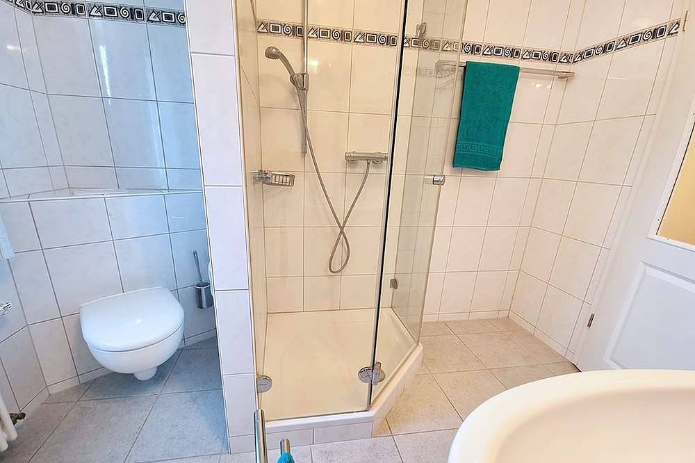 Ganze Wohnung, Ferienwohnung Walter mit 55qm, 1 Schlafzimmer, 1 Wohn-/Schlafzimmer, max. 4 Personen in Hilzingen, Hegau