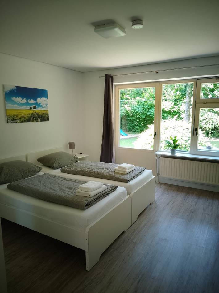 Ferienwohnung für 2 Personen, mit Terrasse und Whirlpool sowie Garten und Sauna, kinderfreundlich in Esgrus - 3