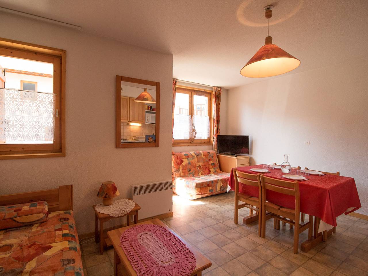 Entire studio, Cozy apartment for 3/4 guests in Aussois in Aussois, Saint-Jean-de-Maurienne region