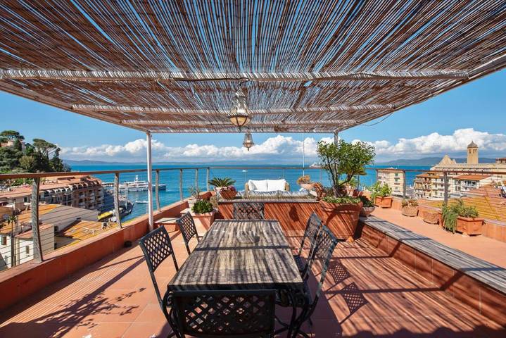 Ferienwohnung für 8 Personen, mit Terrasse und Ausblick - 1