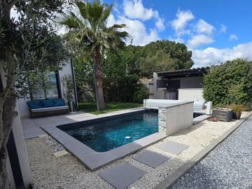 Cottage pour 8 personnes, avec jardin ainsi que terrasse et piscine à Sauvian